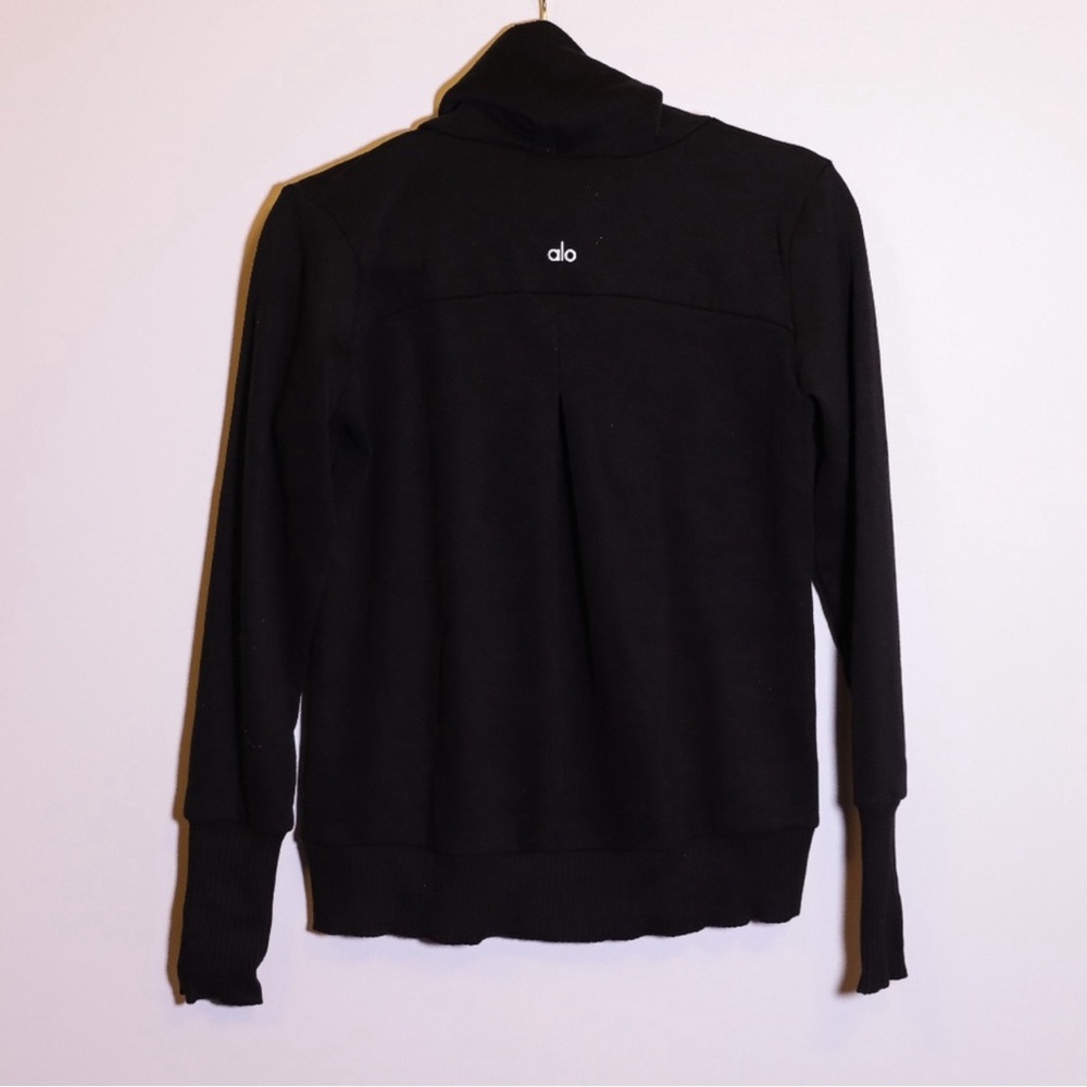 Alo turtleneck sweater
